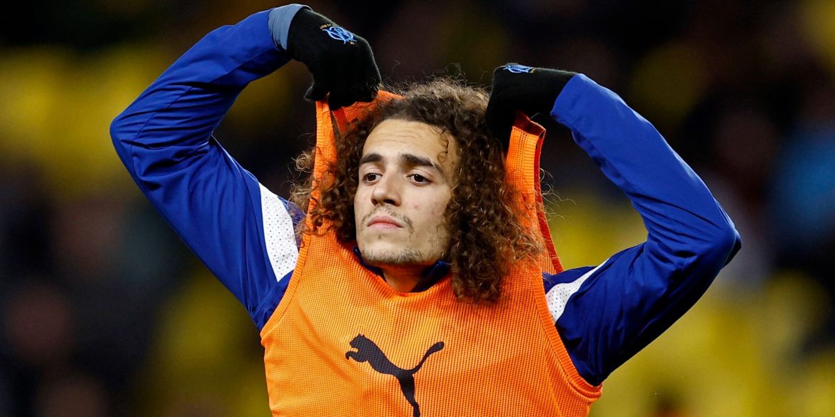 West Ham "On The Lookout" For Former PL Midfielder