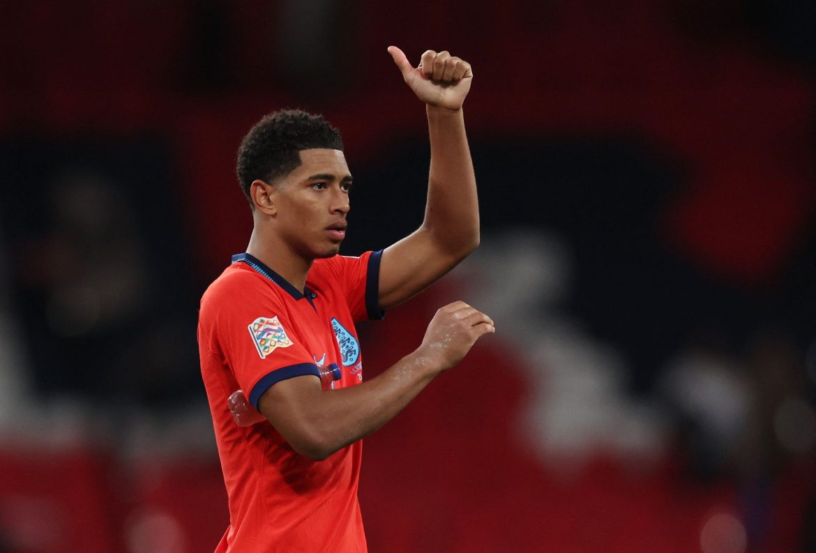 Manchester City Preparing Offer For £100m Midfield "Beast"