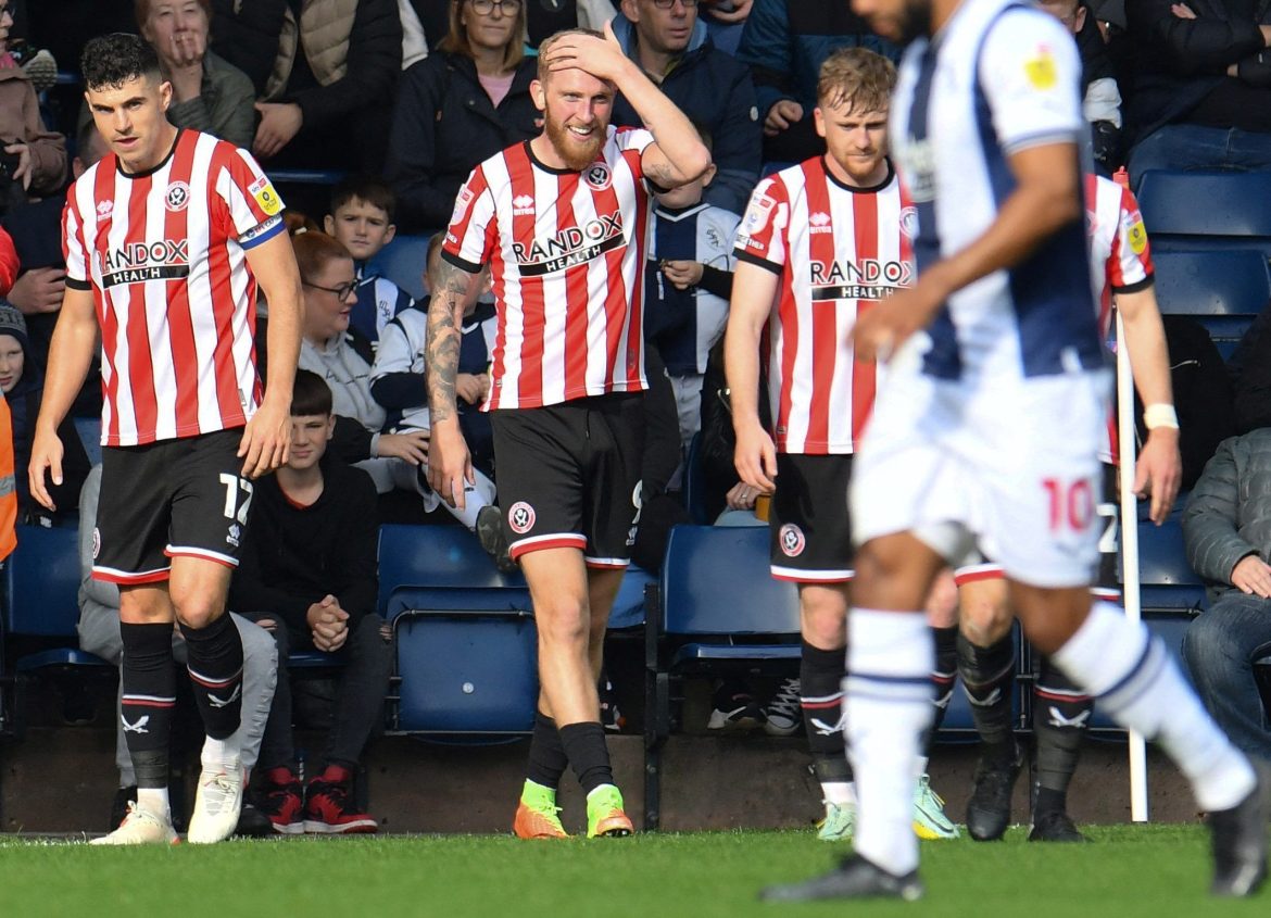 Rangers’ new boss must sign Oliver McBurnie