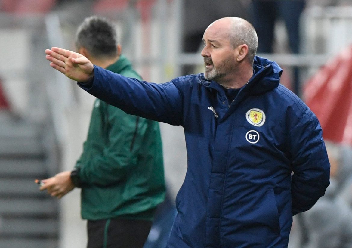 Pundit dismisses Steve Clarke as Celtic manager